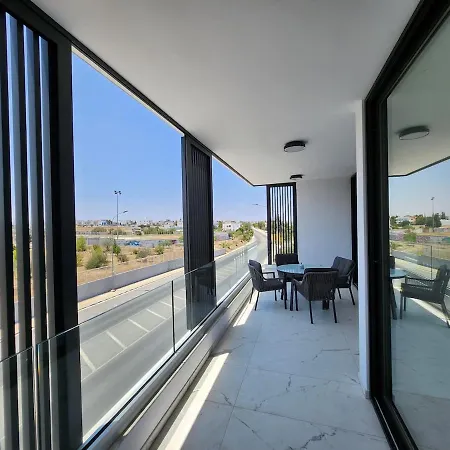 Infinity Luxury Mansions Apartament Yeri