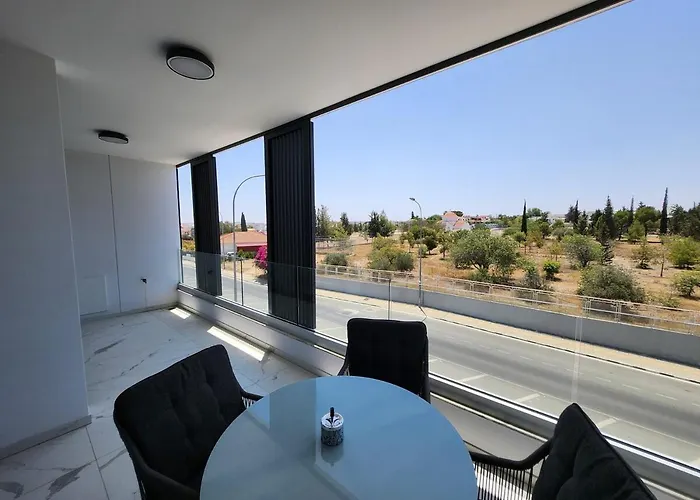 Infinity Luxury Mansions Apartmán